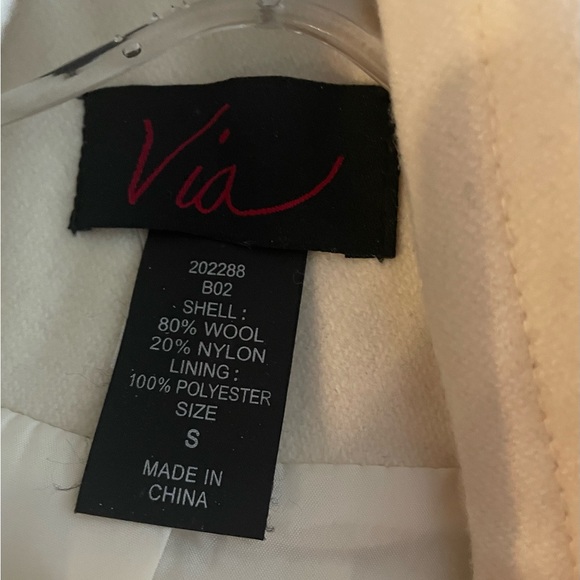 Wool jacket. Off white Color. Worn twice - Picture 3 of 3